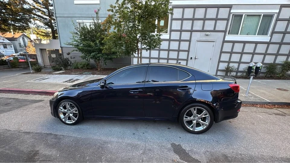 2010 Lexus IS 2nd Gen - Image 3 of 20