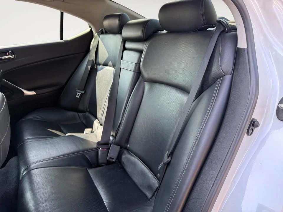 2010 Lexus IS 2nd Gen - Image 12 of 13