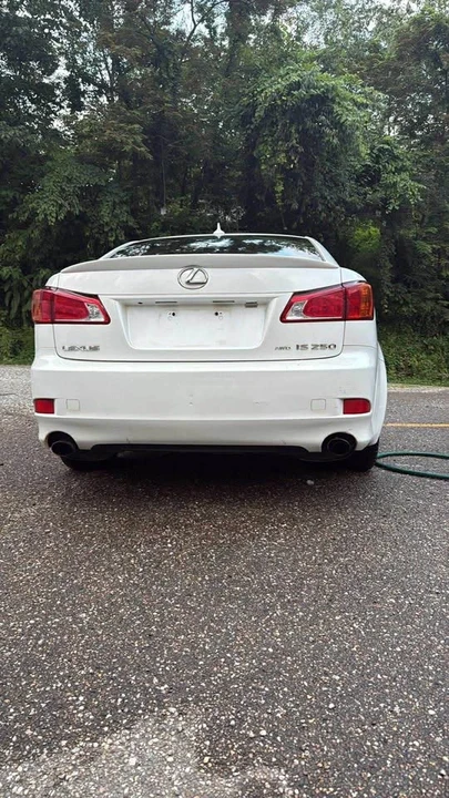 2010 Lexus IS 2nd Gen - Image 8 of 8