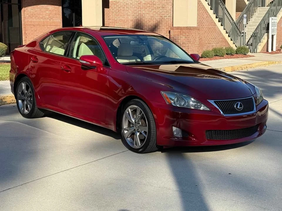2010 Lexus IS 2nd Gen - Image 10 of 20
