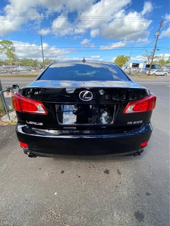 2010 Lexus IS 2nd Gen - Image 4 of 6