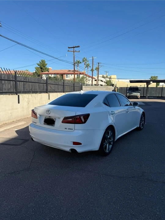 2010 Lexus IS 2nd Gen - Image 4 of 8