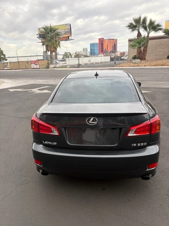 2010 Lexus IS 2nd Gen - Image 4 of 11