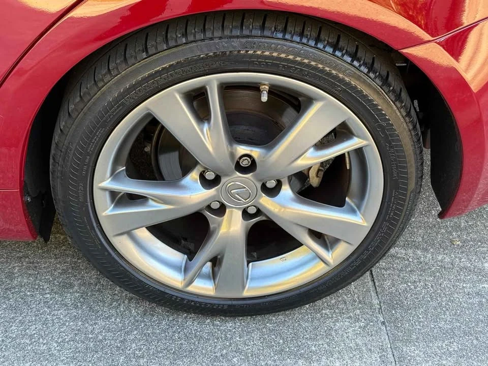 2010 Lexus IS 2nd Gen - Image 11 of 20