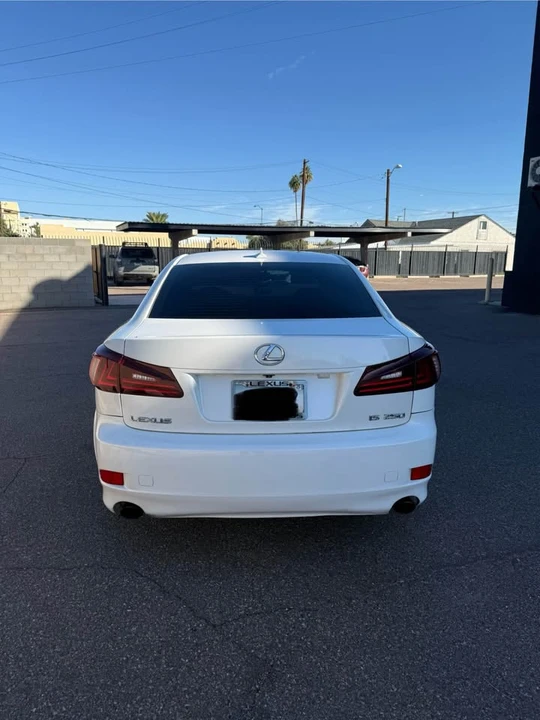 2010 Lexus IS 2nd Gen - Image 5 of 8