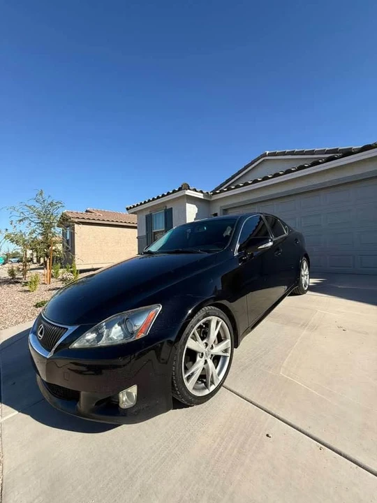 2010 Lexus IS 2nd Gen - Image 4 of 19