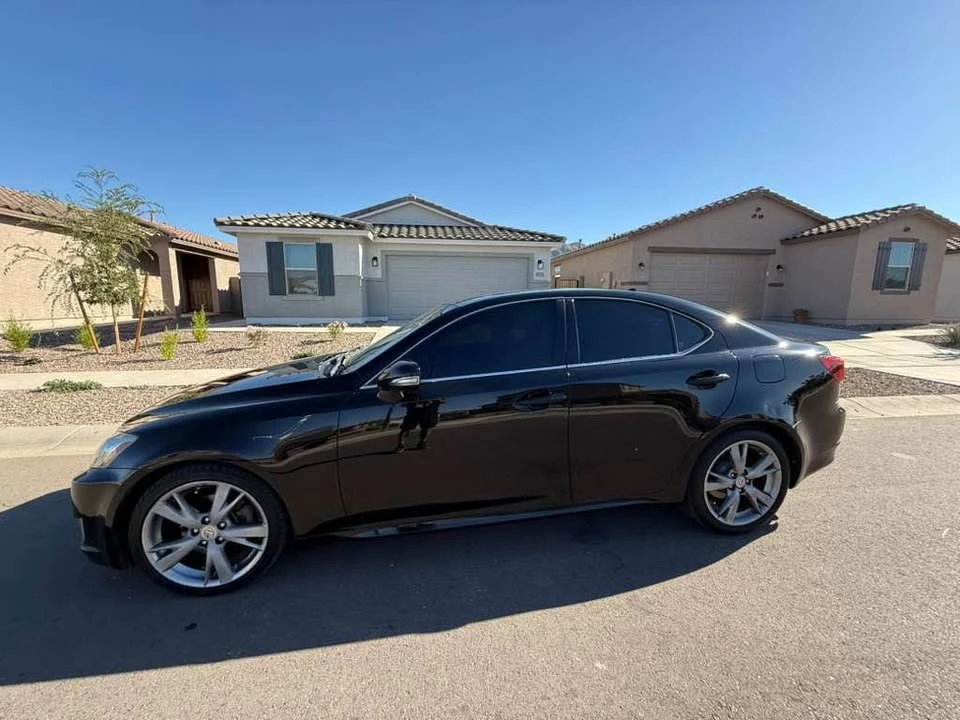 2010 Lexus IS 2nd Gen - Image 9 of 19