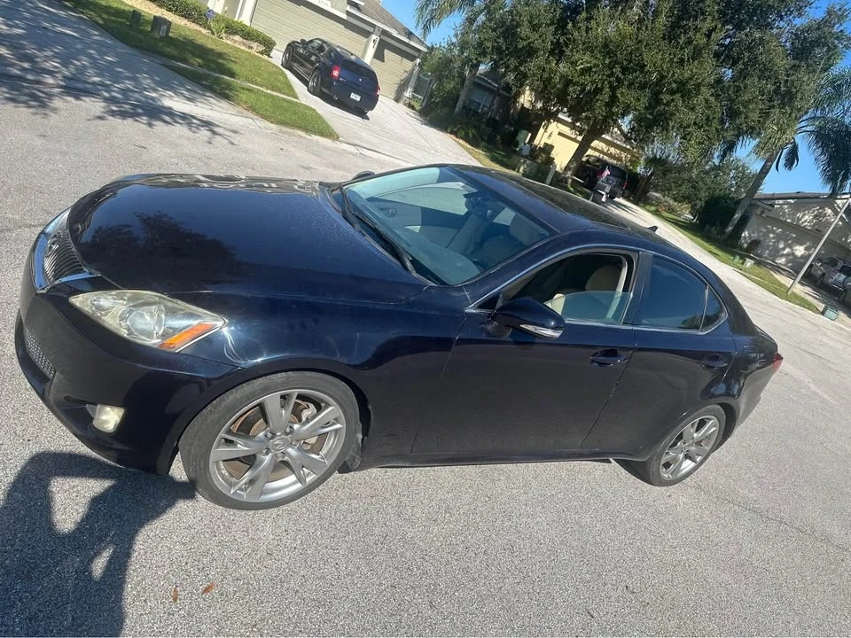 2010 Lexus IS 2nd Gen - Image 5 of 6