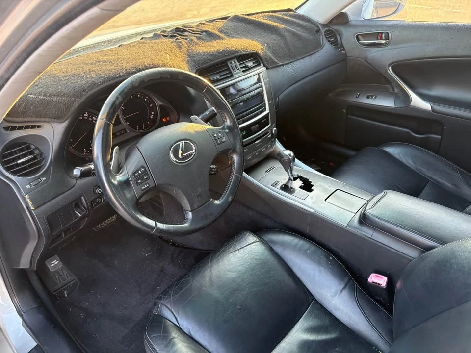 2010 Lexus IS 2nd Gen - Image 13 of 16