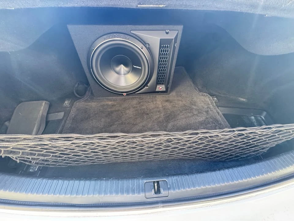 2010 Lexus IS 2nd Gen - Image 8 of 10