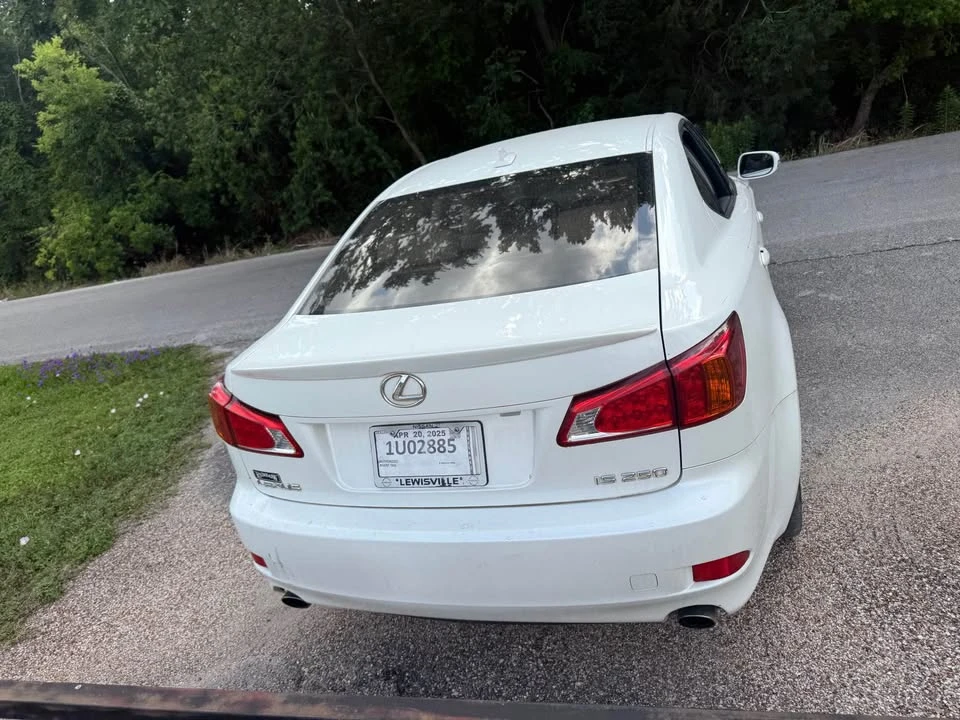 2010 Lexus IS 2nd Gen - Image 3 of 8