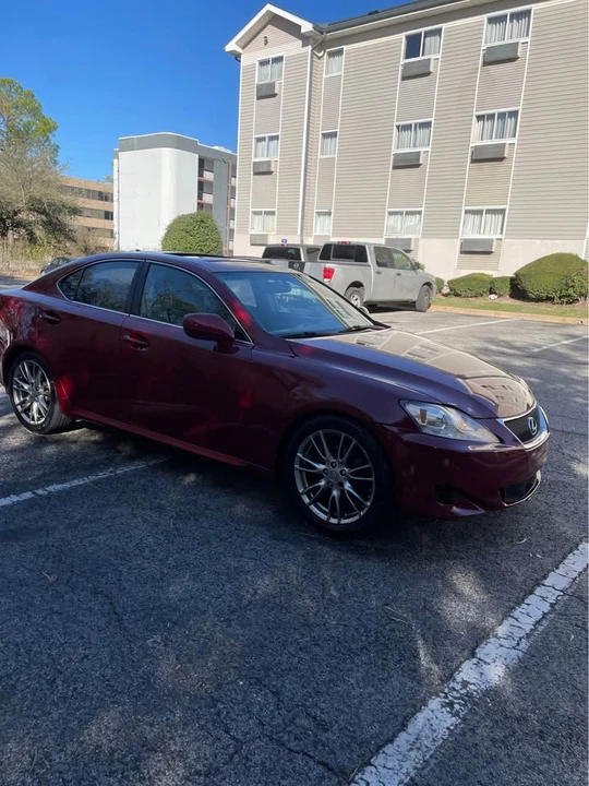 2010 Lexus IS 2nd Gen - Image 8 of 12