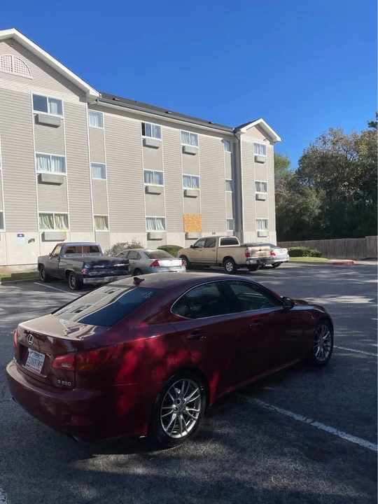 2010 Lexus IS 2nd Gen - Image 7 of 12