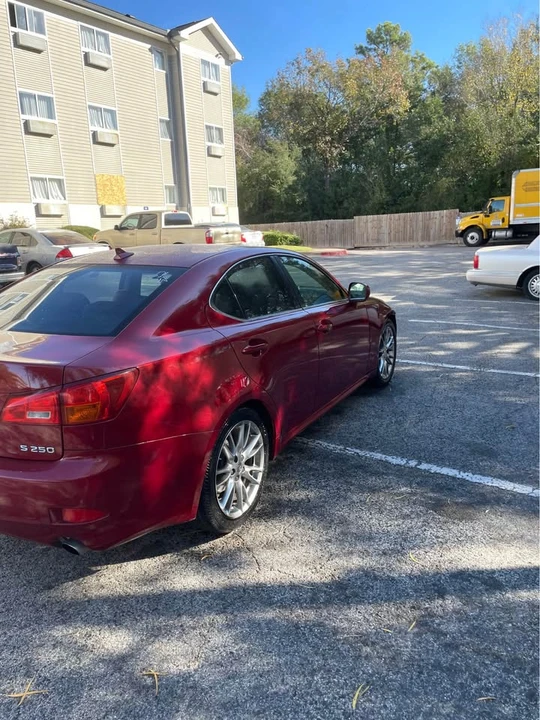 2010 Lexus IS 2nd Gen - Image 6 of 12