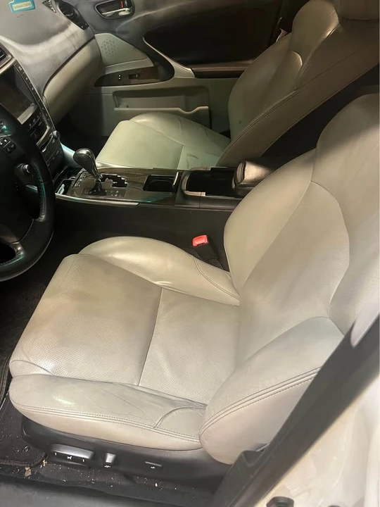 2010 Lexus IS 2nd Gen - Image 10 of 13
