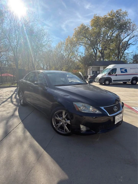 2010 Lexus IS 2nd Gen - Image 2 of 5