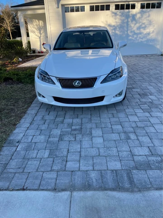 2010 Lexus IS 2nd Gen - Image 3 of 13
