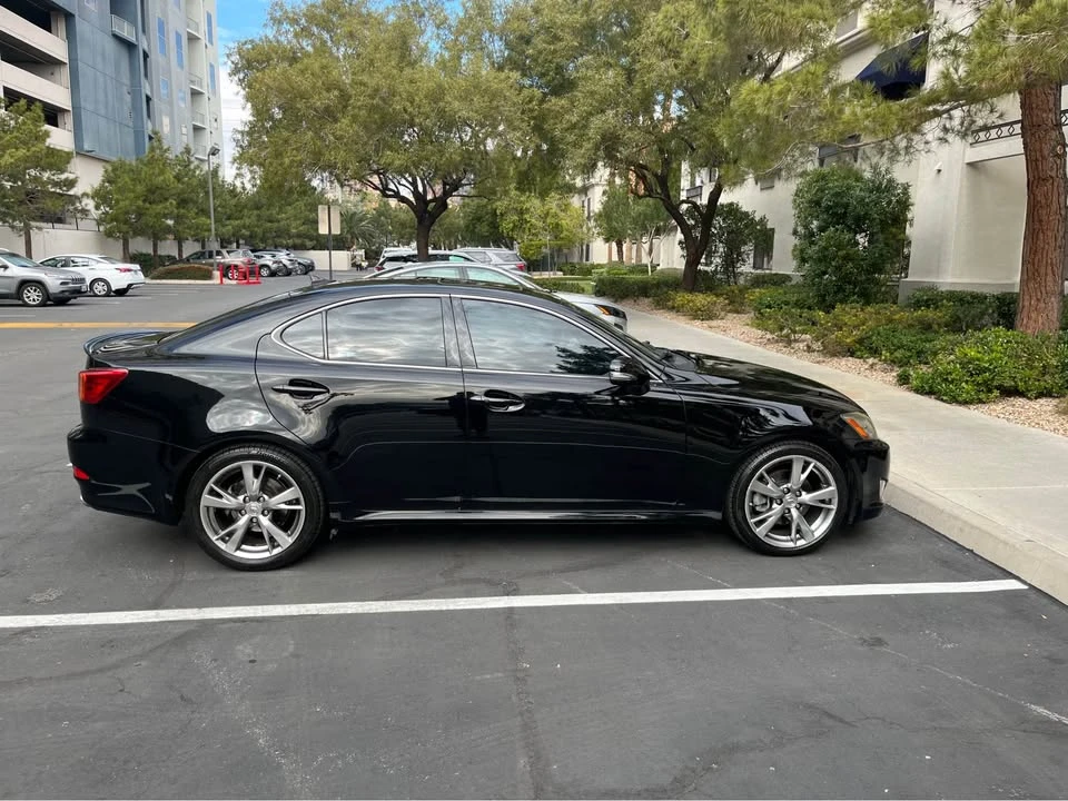 2010 Lexus IS 2nd Gen - Image 3 of 20