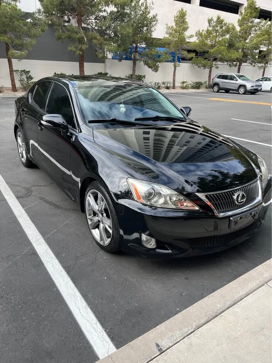 2010 Lexus IS 2nd Gen - Image 11 of 20