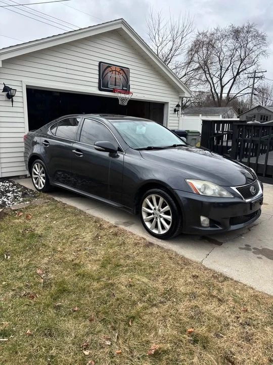 2010 Lexus IS 2nd Gen - Image 3 of 13