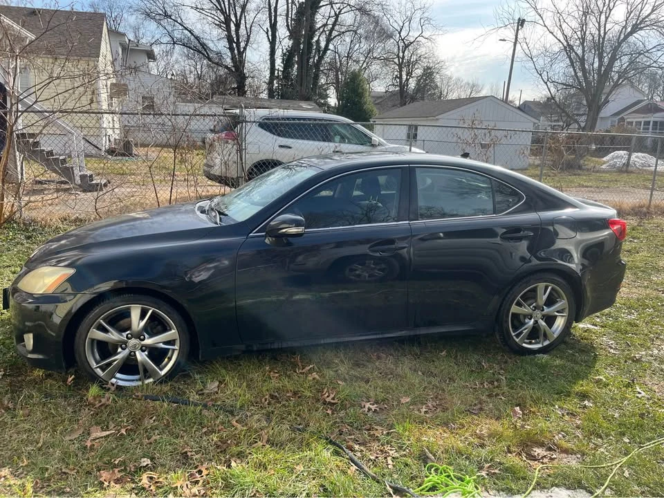 2010 Lexus IS 2nd Gen - Image 2 of 11