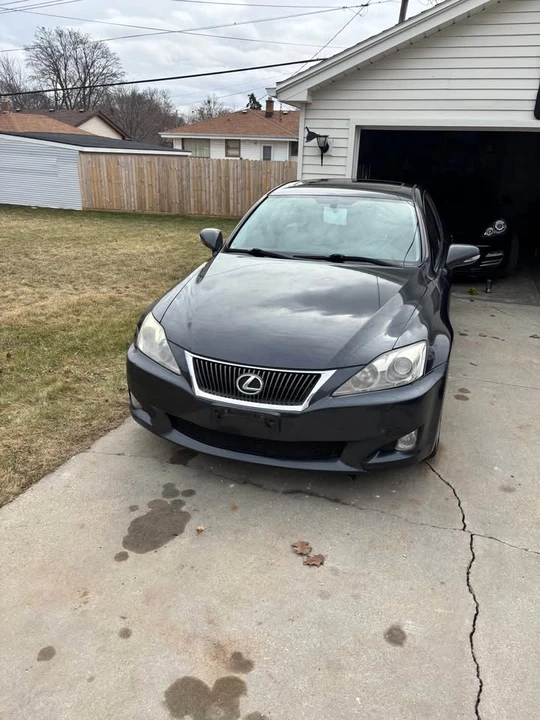 2010 Lexus IS 2nd Gen - Image 4 of 13