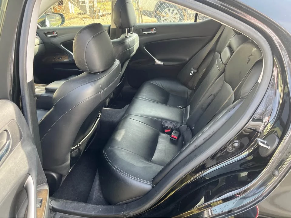 2010 Lexus IS 2nd Gen - Image 8 of 11