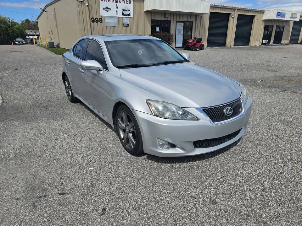 2010 Lexus IS 2nd Gen - Image 7 of 11