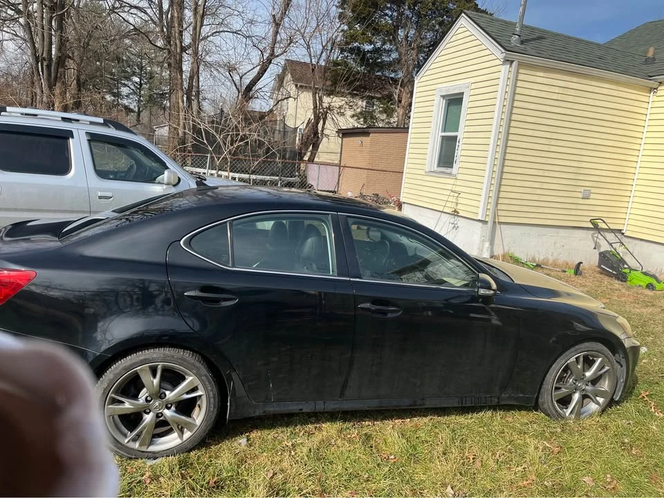 2010 Lexus IS 2nd Gen - Image 3 of 11