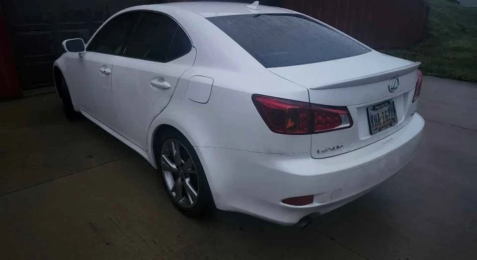2010 Lexus IS 2nd Gen - Image 3 of 4