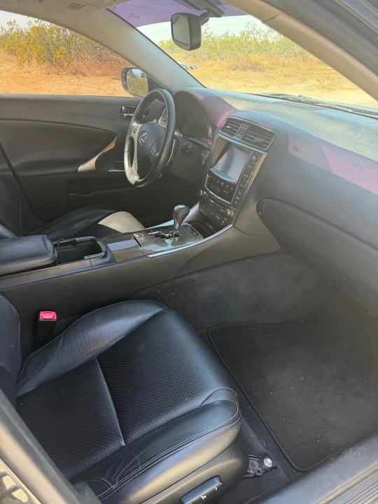 2010 Lexus IS 2nd Gen - Image 10 of 11