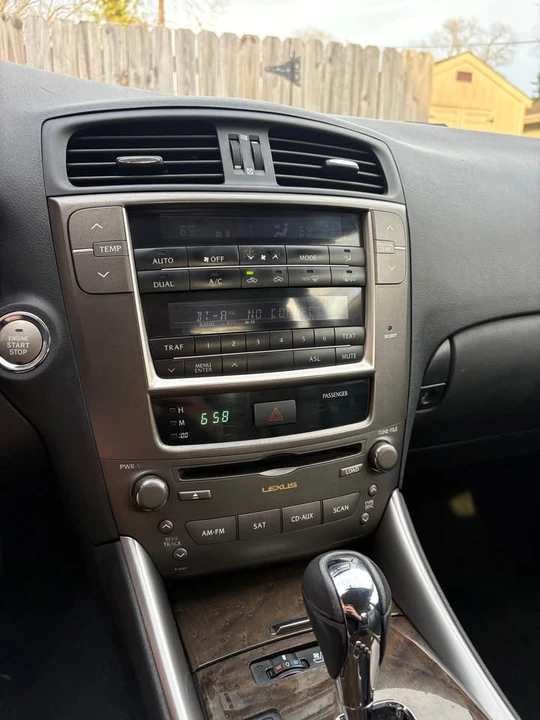 2010 Lexus IS 2nd Gen - Image 12 of 12