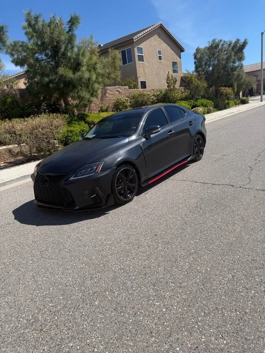 2010 Lexus IS 2nd Gen - Image 2 of 11