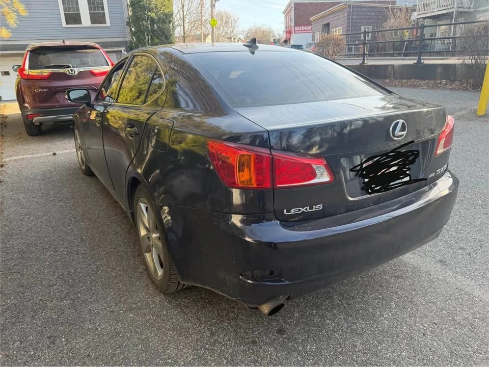 2010 Lexus IS 2nd Gen - Image 7 of 12