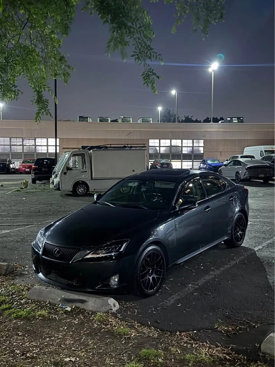 2010 Lexus IS 2nd Gen - Image 8 of 13