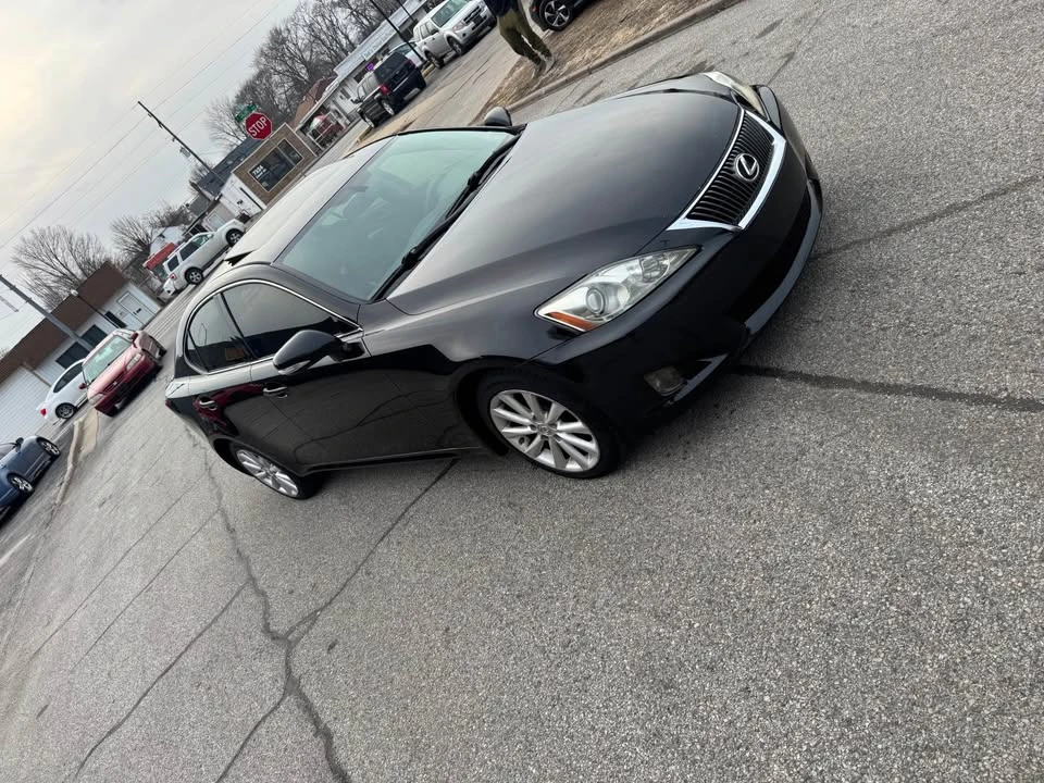 2010 Lexus IS 2nd Gen - Image 2 of 8