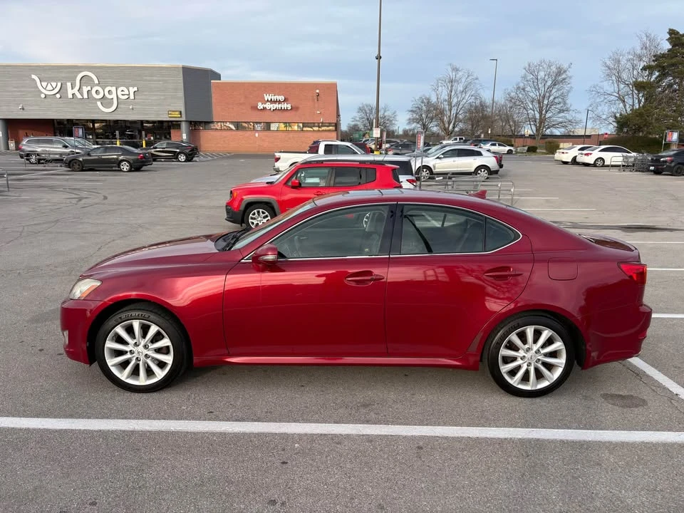 2010 Lexus IS 2nd Gen - Image 2 of 12