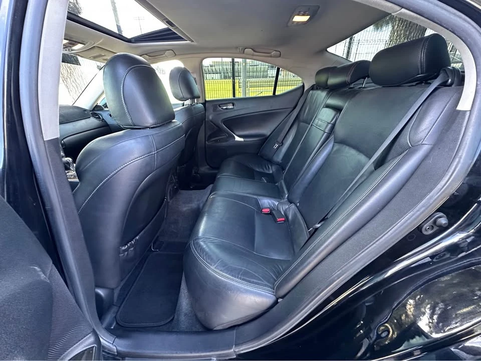 2010 Lexus IS 2nd Gen - Image 14 of 16