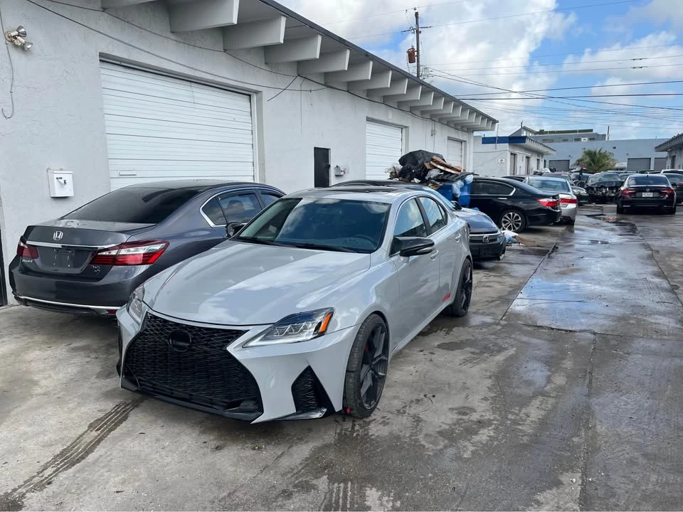 2010 Lexus IS 2nd Gen - Image 2 of 4