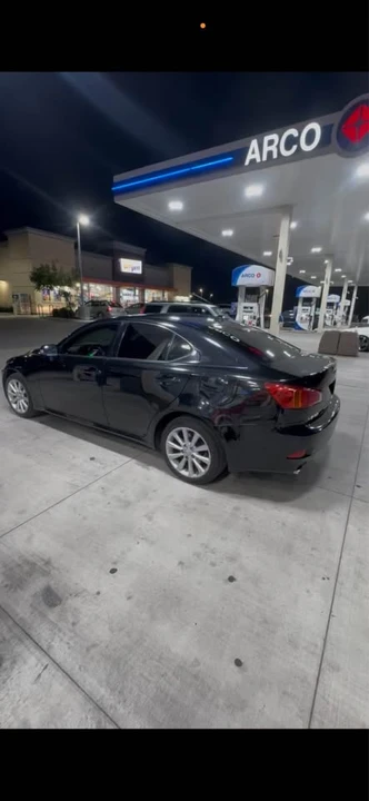 2010 Lexus IS 2nd Gen - Image 7 of 11