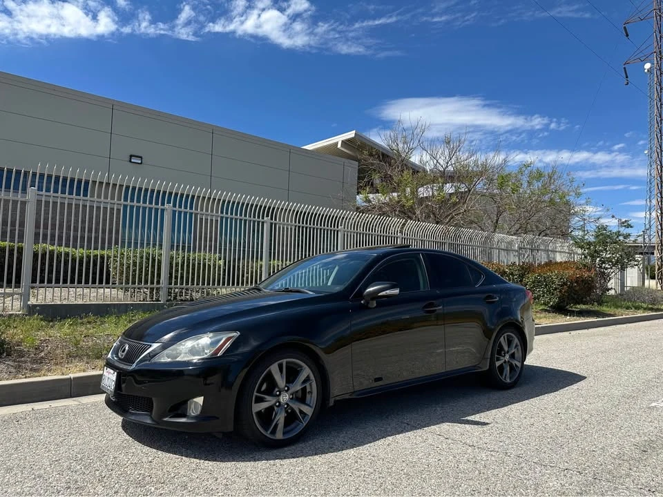 2010 Lexus IS 2nd Gen - Image 2 of 16