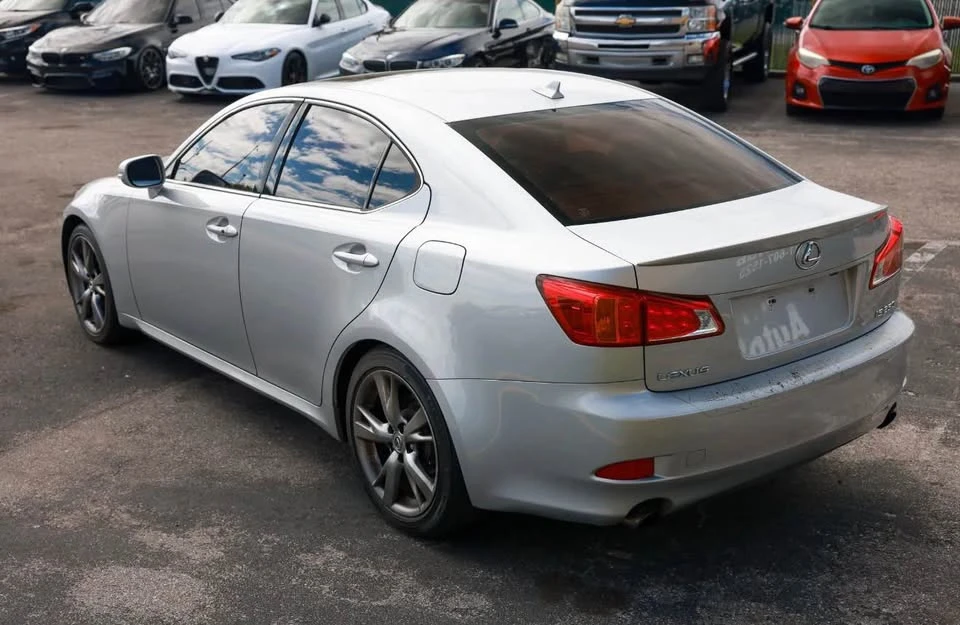 2010 Lexus IS 2nd Gen - Image 3 of 12