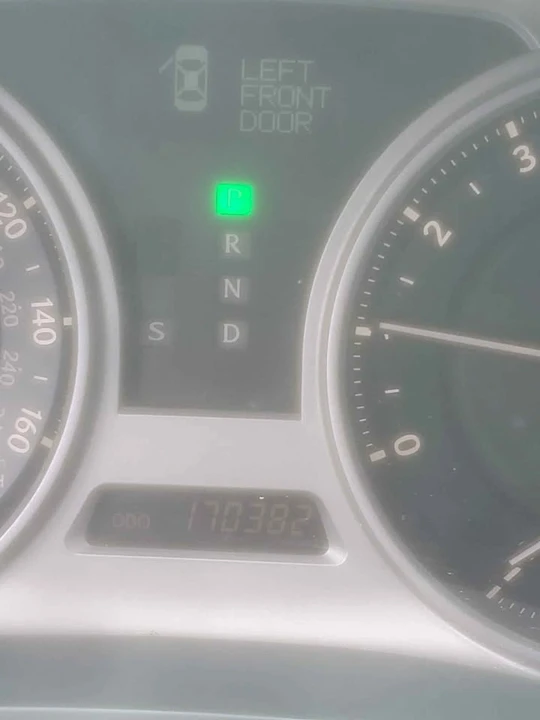 2010 Lexus IS 2nd Gen - Image 5 of 10