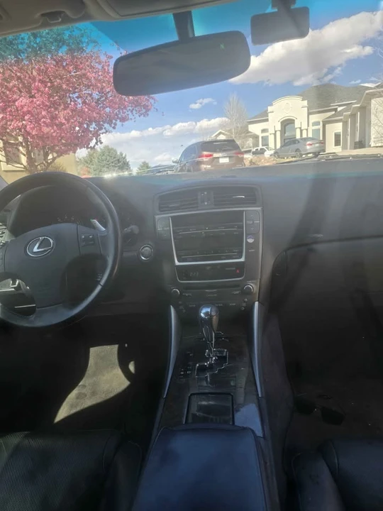 2010 Lexus IS 2nd Gen - Image 14 of 15