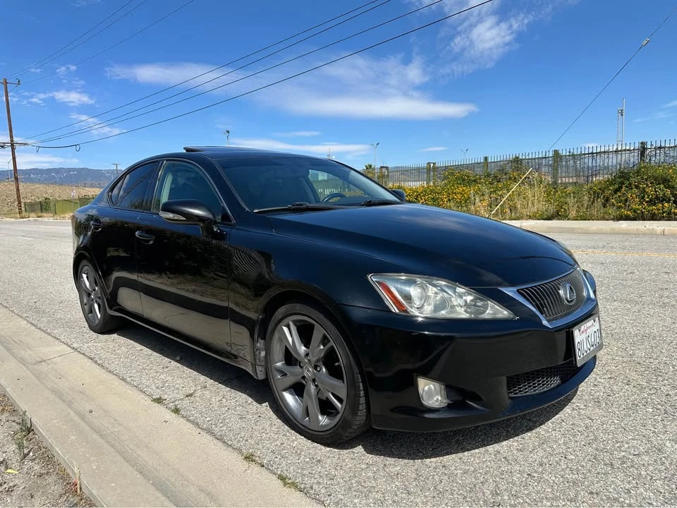 2010 Lexus IS 2nd Gen - Image 4 of 16
