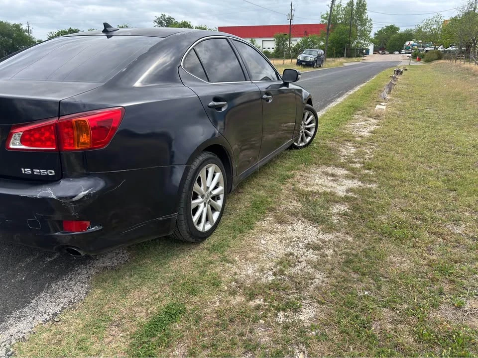 2010 Lexus IS 2nd Gen - Image 3 of 10