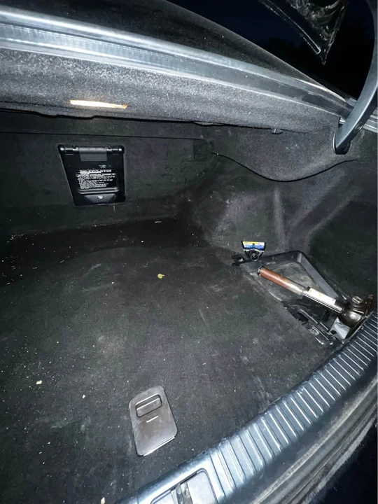2010 Lexus IS 2nd Gen - Image 4 of 14