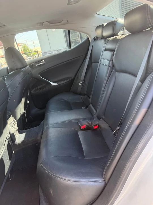 2010 Lexus IS 2nd Gen - Image 12 of 17