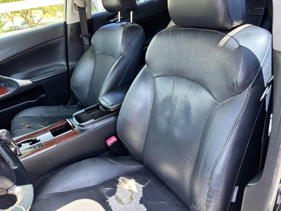 2010 Lexus IS 2nd Gen - Image 6 of 10