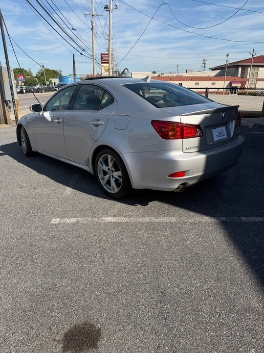 2010 Lexus IS 2nd Gen - Image 7 of 17